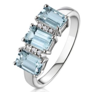 AQUAMARINE 1.65CT AND DIAMOND 9K WHITE GOLD RING
