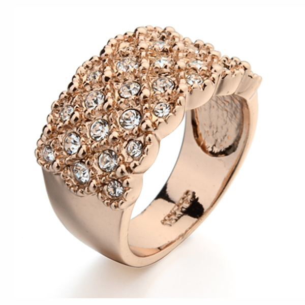 ChateauRing Embellished with Crystals from Swarovs