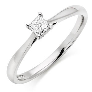 9ct White Gold Diamond Princess Cut Solitaire Ring