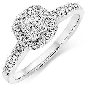 Platinum Diamond Halo Ring
