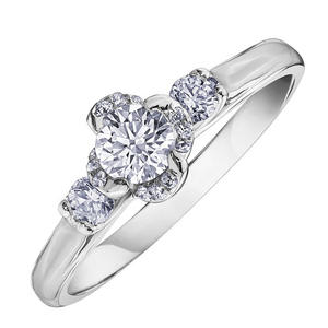 Wind's Embrace 18ct White Gold Diamond Ring