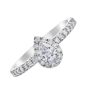 18ct White Gold Pear-Shaped Diamond Ring