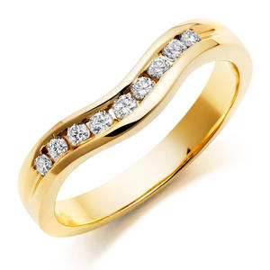 18ct Gold Diamond Shaped Wedding Ring